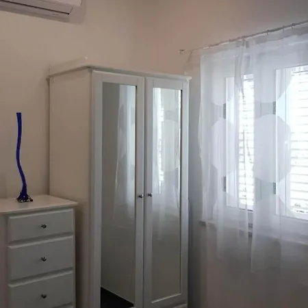 Near The - One Bedroom 308 Apartmán